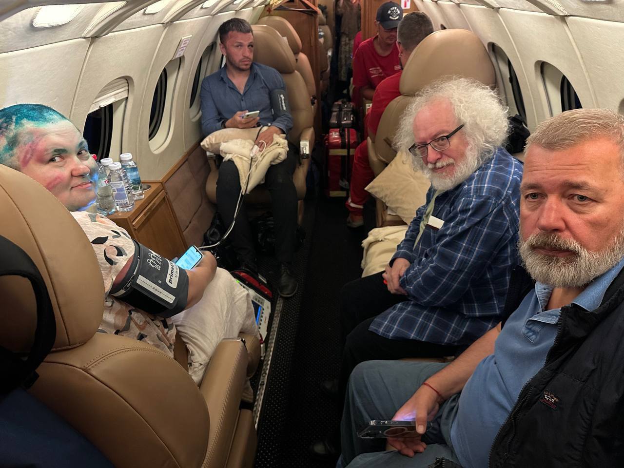 Журналистка Елена Милашина и адвокат Александр Немов прибыли в ...