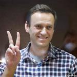 Алексей Навальный: Качусь по наклонной