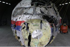 Как менялись заявления российских официальных лиц по ходу расследования трагедии MH17