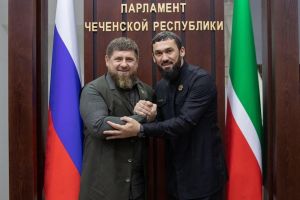 Парламент Чечни попросит СКР проверить слова Сокурова Путину