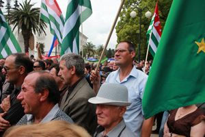 Абхазия: народный сход-развал