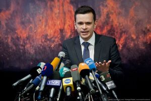 Илья Яшин*: «Коррупция начала разрушать созданную Путиным госсистему и угрожать его личной власти»‎