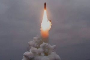 КНДР обеспокоила мир запуском баллистических ракет