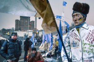 Майдан: в ожидании провокаций и силовиков