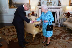 Королева разрешила Борису Джонсону сформировать правительство